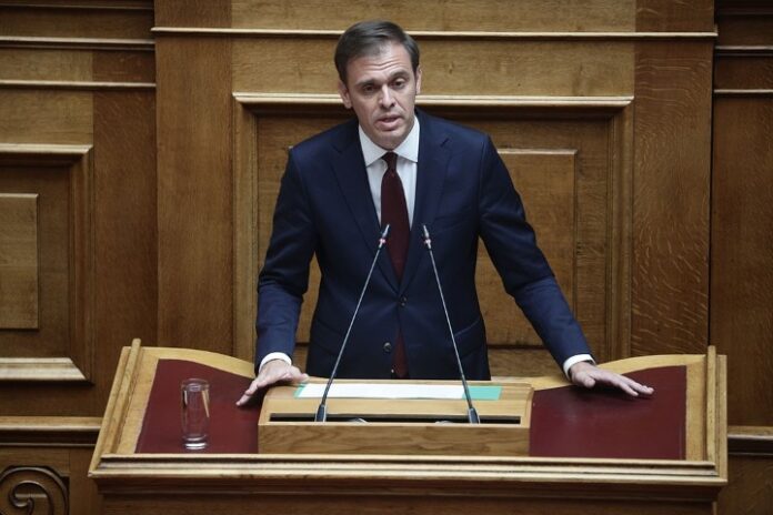 Δημήτρης Μάντζος