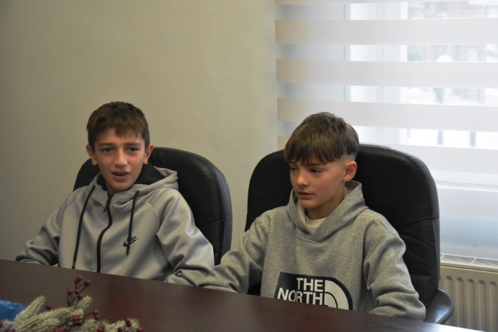 sinentefxi typou floga 7