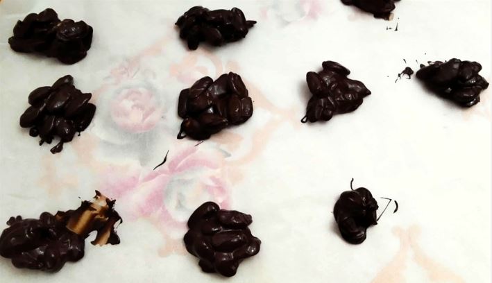 Βραχάκια σοκολάτας με αμύγδαλο 4