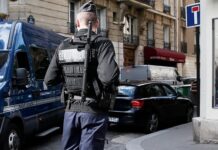 Γαλλία: Οδηγός συνελήφθη αφού έπεσε «εσκεμμένα» με το αυτοκίνητό του πάνω σε πεζούς – Δέκα τραυματίες από τους οποίους 4 στην εντατική