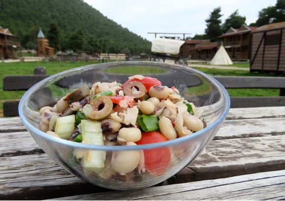 Μαυρομάτικα Φασόλια Σαλάτα 2