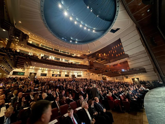 Φαμελλος ΕΕΑ