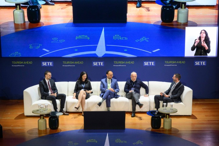 NAVIGATING INNOVATION