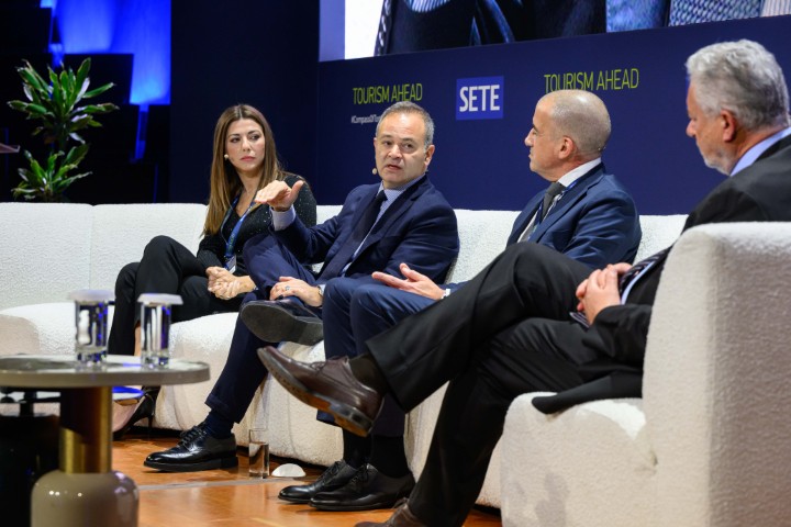 SHAPING CAREER JOURNEYS 3