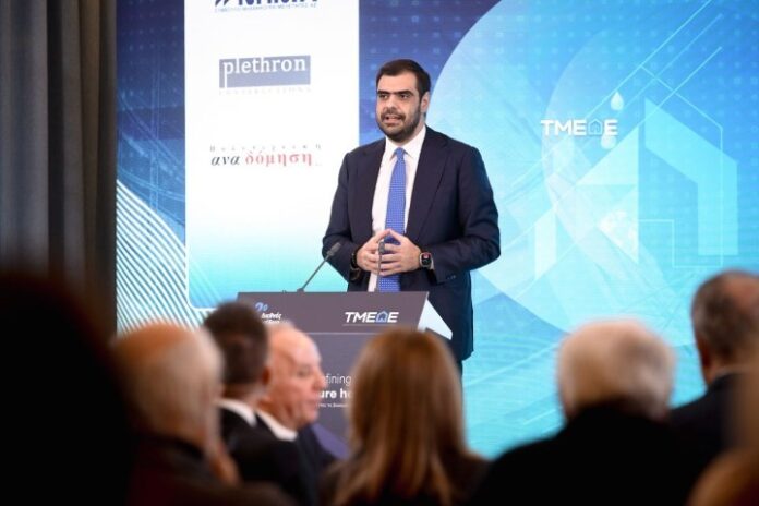 Π Μαρινακης