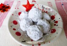 Κουραμπιέδες μπουκίτσες με μπαχαρικά