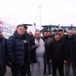 ΕΙΔΗΣΕΙΣ ΣΕ ΒΙΝΤΕΟ: Μάλγαρα: Ιδιοκτήτες ταξί και έμποροι λαικών αγορών στα μπλόκα των αγροτών