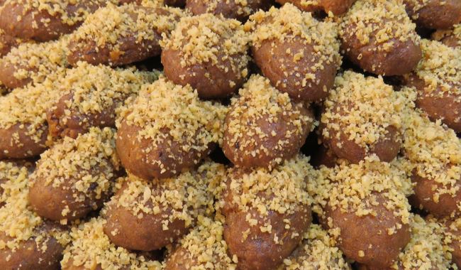 Πανεύκολα μελομακάρονα