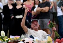 Σε πένθος έχει βυθιστεί η Αυστραλία μετά την αντισημιτική επίθεση στην παραλία Μπόνταϊ