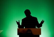 ΠαΣοΚ της ασάφειας & των στρατηγών του παρασκηνίου – Γράφει ο Νίκος Γ. Σακελλαρόπουλος