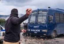 Ο φασισμός των μπλόκων κι ο Τσιάρας ή…τα ξυλόλια που έγιναν …αγροτιάδα! – Γράφει ο Νίκος Γ. Σακελλαρόπουλος