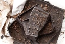 Υγεία και Διατροφή: Χημική ουσία στη μαύρη σοκολάτα μπορεί να επιβραδύνει τη γήρανση