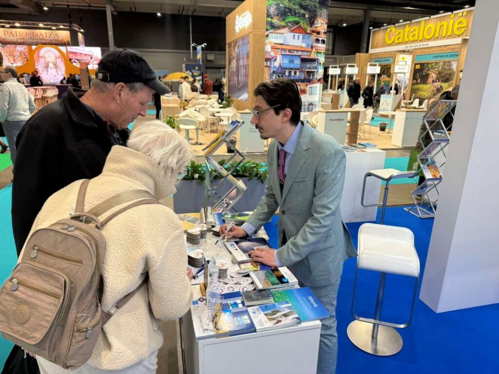 260113 Η Περιφέρεια Κεντρικής Μακεδονίας προσεγγίζει τουριστικά την ολλανδική αγορά φωτό2