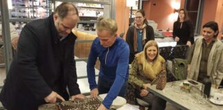 Ο Δήμαρχος Νάουσας στις κοπές βασιλοπιτών πολιτιστικών, αθλητικών και κοινωνικών συλλόγων