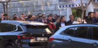 “Οι λύσεις δίνονται μέσα από διάλογο και για αυτό ήρθαμε” τόνισαν οι εκπρόσωποι των αγροτικών μπλόκων και κτηνοτρόφων μετά τη συνάντηση με τον πρωθυπουργό