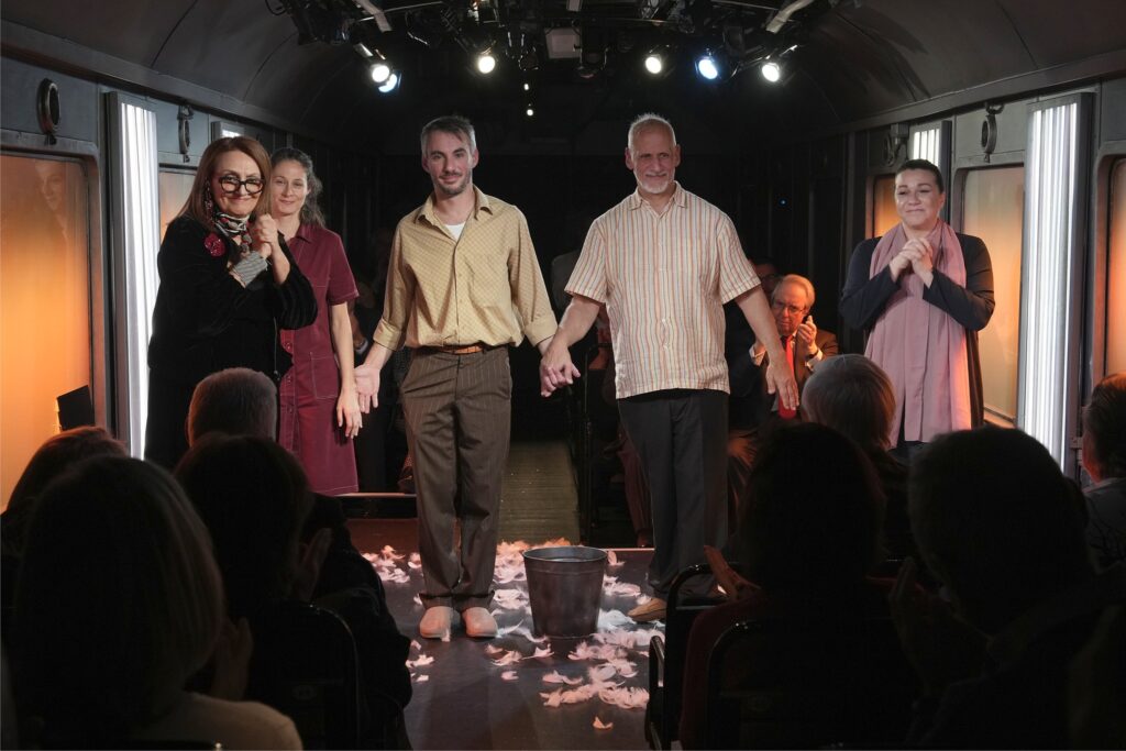 Τατιάνα Λύγαρη Θίασος