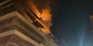 Αλεξάνδρεια: Μεγάλη πυρκαγιά κατέκαυσε δύο διαμερίσματα και ένα αυτοκίνητο – Βίντεο – φωτό