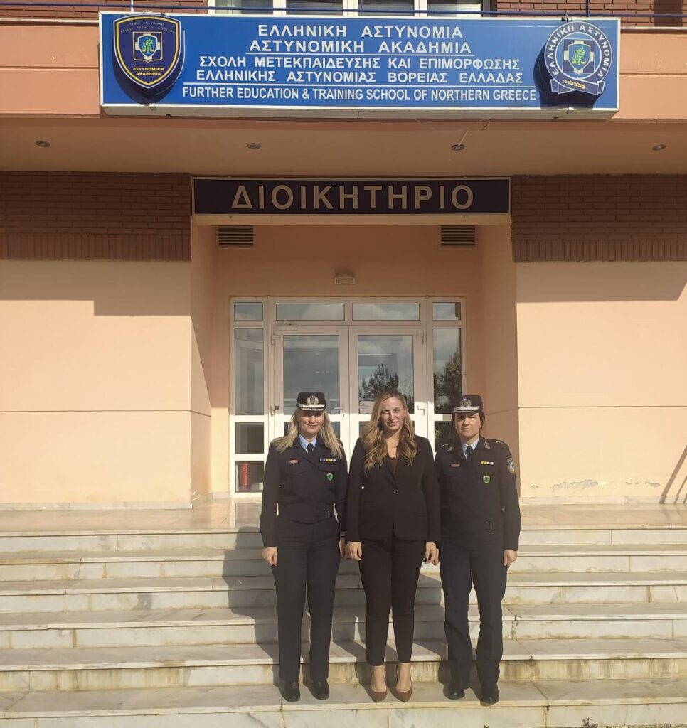 IMG 31c7f98f35cca000afb04d5128d1e7c7 V.jpg