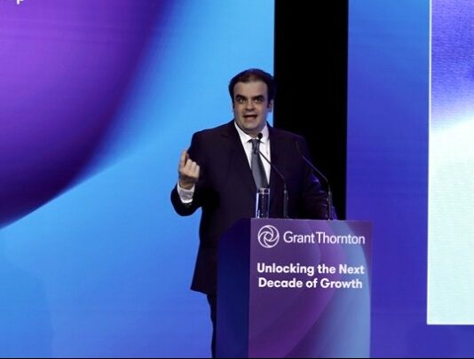 Κυρ. Πιερρακάκης: Η ισχυρή Ελλάδα στην οικονομία και στη διπλωματία αποτελεί ευθύνη και καθήκον όλων μας – Συνομιλούμε με όλους επί ίσοις όροις Κυριάκος Πιερρακάκης φωτο ΑΠΕ Ν. ΧΑΛΚΙΑΔΑΚΗΣ