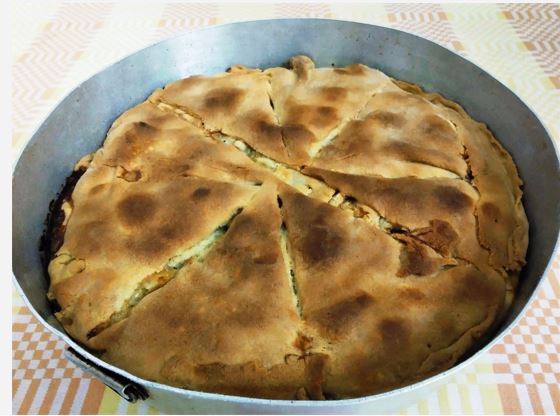 Πρασοτυρόπιτα βουνίσια 2