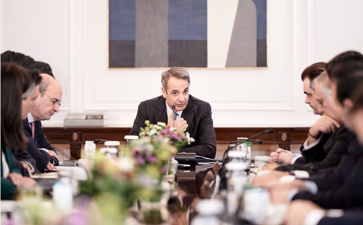Κυριάκος Μητσοτάκης στο ΚΥΣΟΙΠ: Νέα αύξηση του κατώτατου μισθού στα τέλη Μαρτίου