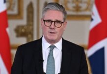 Έτοιμος να σταματήσει τον «σκιώδη ρωσικό στόλο» ο πρωθυπουργός της Βρετανίας