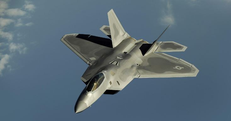 Ιράν: Αμερικανικό μαχητικό καταρρίφθηκε πάνω από το Ιράν – Σε εξέλιξη επιχείρηση έρευνας και διάσωσης για τυχόν επιζώντες