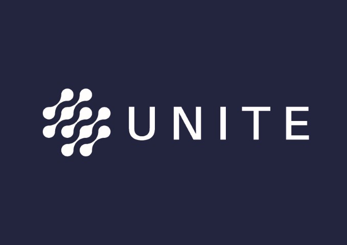EIT_Logo-UNITE-DEFWHITE-BLUE-BACKGROUND