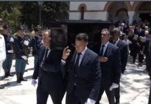 ΕΙΔΗΣΕΙΣ ΣΕ ΒΙΝΤΕΟ: Κηδεία Γιώργου Σουφλιά – Στο κοιμητήριο Παπάγου το τελευταίο αντίο στον Γ. Σουφλιά