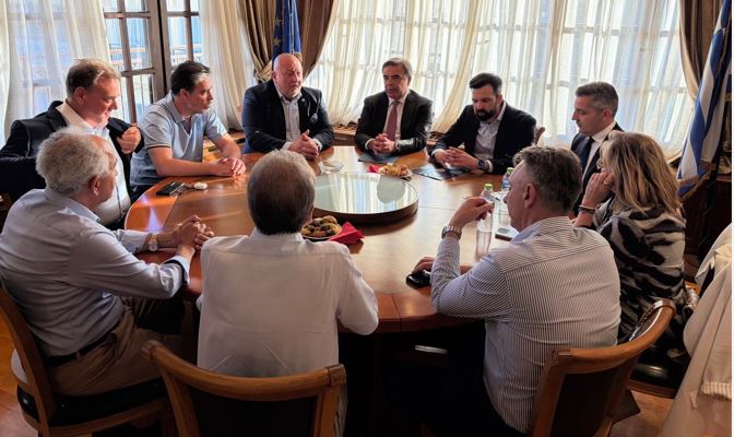 Μαργαρίτης Σχοινάς επίσκεψη στην Ημαθία - φωτο Υπ. Αγοτ. Αναπτυξης - STR 1