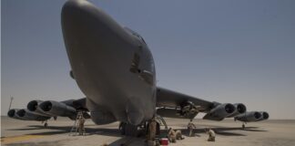 Συντριβή βομβαρδιστικού B-52 στην Καλιφόρνια, 8 νεκροί