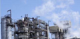 Ιράν: Υλικές ζημιές σε εργοστάσιο πετροχημικών στη Μαχσάχρ έπειτα από αεροπορικό πλήγμα του Ισραήλ – Η βιομηχανική περιοχή εκκενώνεται
