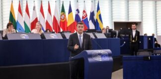 Α. Τζιτζικώστας από την Ολομέλεια του Ευρωπαϊκού Κοινοβουλίου: «Η μεταρρύθμιση των δικαιωμάτων των επιβατών στις αερομεταφορές, η πρώτη εδώ και πάνω από δυο δεκαετίες, θα γίνει άμεσα νόμος της ΕΕ»