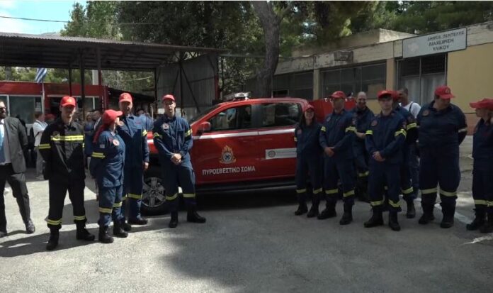 Αγιασμός νέου πυροσβεστικού oχήματος δωρεά της Αρχιεπισκοπής Αμερικής