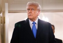 ΗΠΑ: Ο Τραμπ δηλώνει ότι 1.000 πύραυλοι στοχεύουν το Ιράν αν αποπειραθεί να τον δολοφονήσει