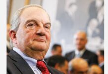 Ο Καραμανλής σιωπά, οι αυλικοί του δείχνουν Σαμαρά… – Γράφει ο Νίκος Γ. Σακελλαρόπουλος