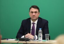 ΠΑΣΟΚ – Κίνημα Αλλαγής: Το ΠΑΣΟΚ δεν αποπροσανατολίζεται από τις επιθέσεις που δέχεται.