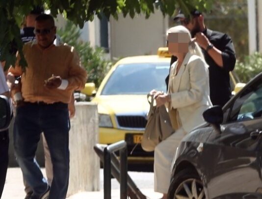 Στις φυλακές Κορυδαλλού οδηγήθηκαν οι γιατροί που κατηγορούνται για τον θάνατο του Γ. Μαζωνάκη ΔΙΚΦΥΛ224Α123 φωτο ΑΠΕ