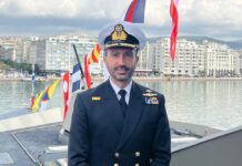 Κυβερνήτης της φρεγάτας «Κίμων»: Η υπεροχή στον σύγχρονο ναυτικό πόλεμο ανάγεται στο πλεονέκτημα του έγκαιρου εντοπισμού και του δραστικού πλήγματος
